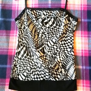 Black and white geometric tank top